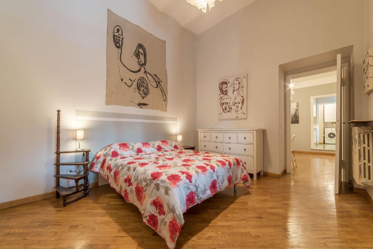 Trastevere & Ponte Sisto Cozy Flat Рим Екстер'єр фото